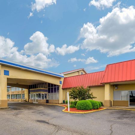 Econo Lodge Inn & Suites Triadelphia - Wheeling Zewnętrze zdjęcie