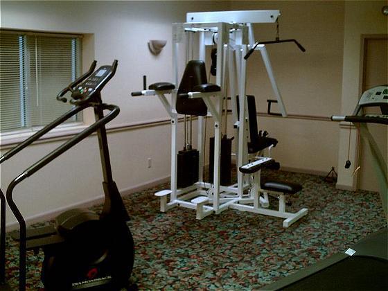 Econo Lodge Inn & Suites Triadelphia - Wheeling Udogodnienia zdjęcie